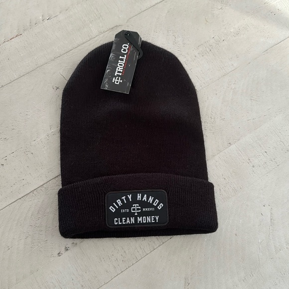 Toque - Picture 1 of 1
